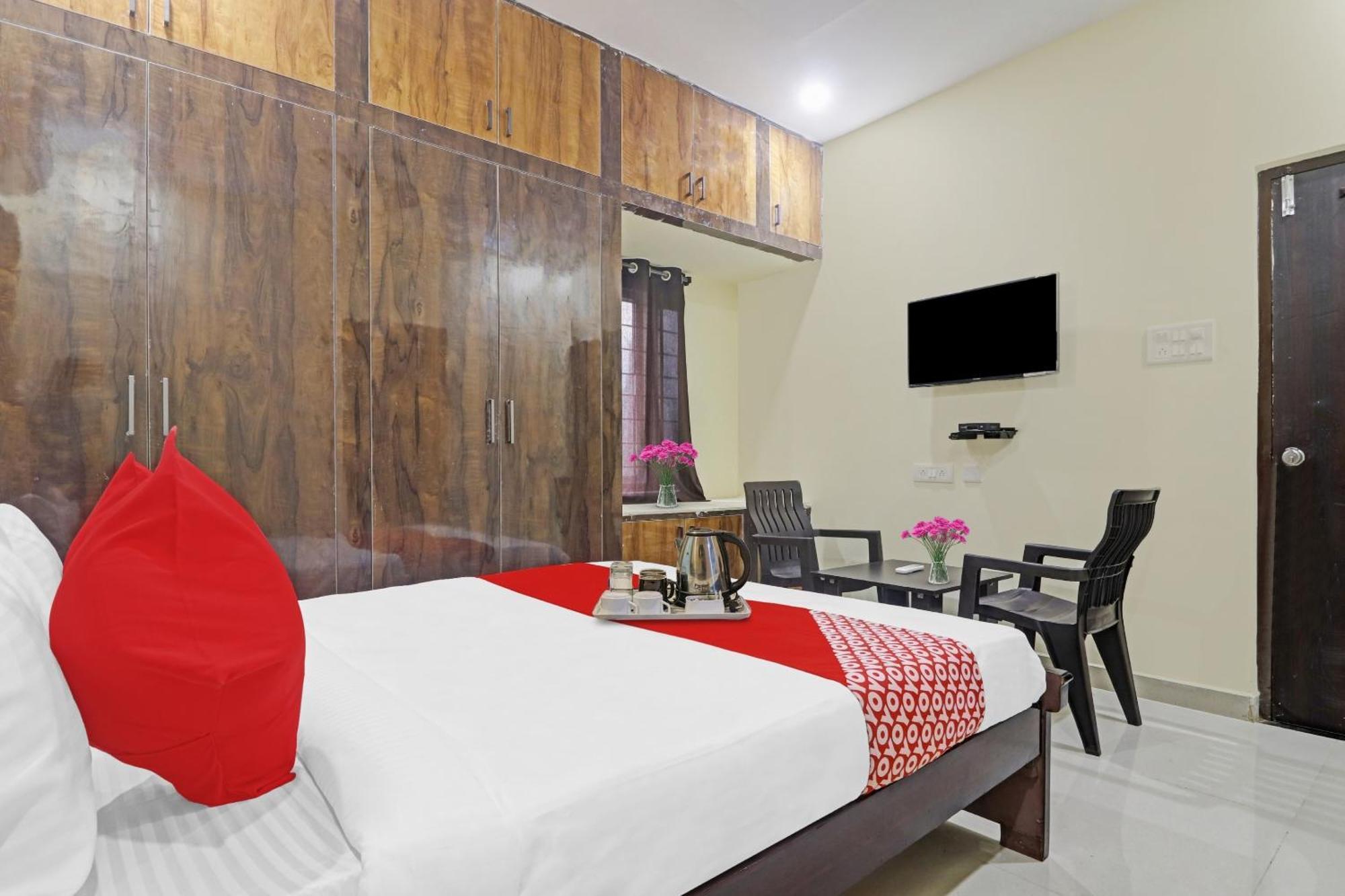 Hotel O Hanuma Residency Sururnagar Exterior photo