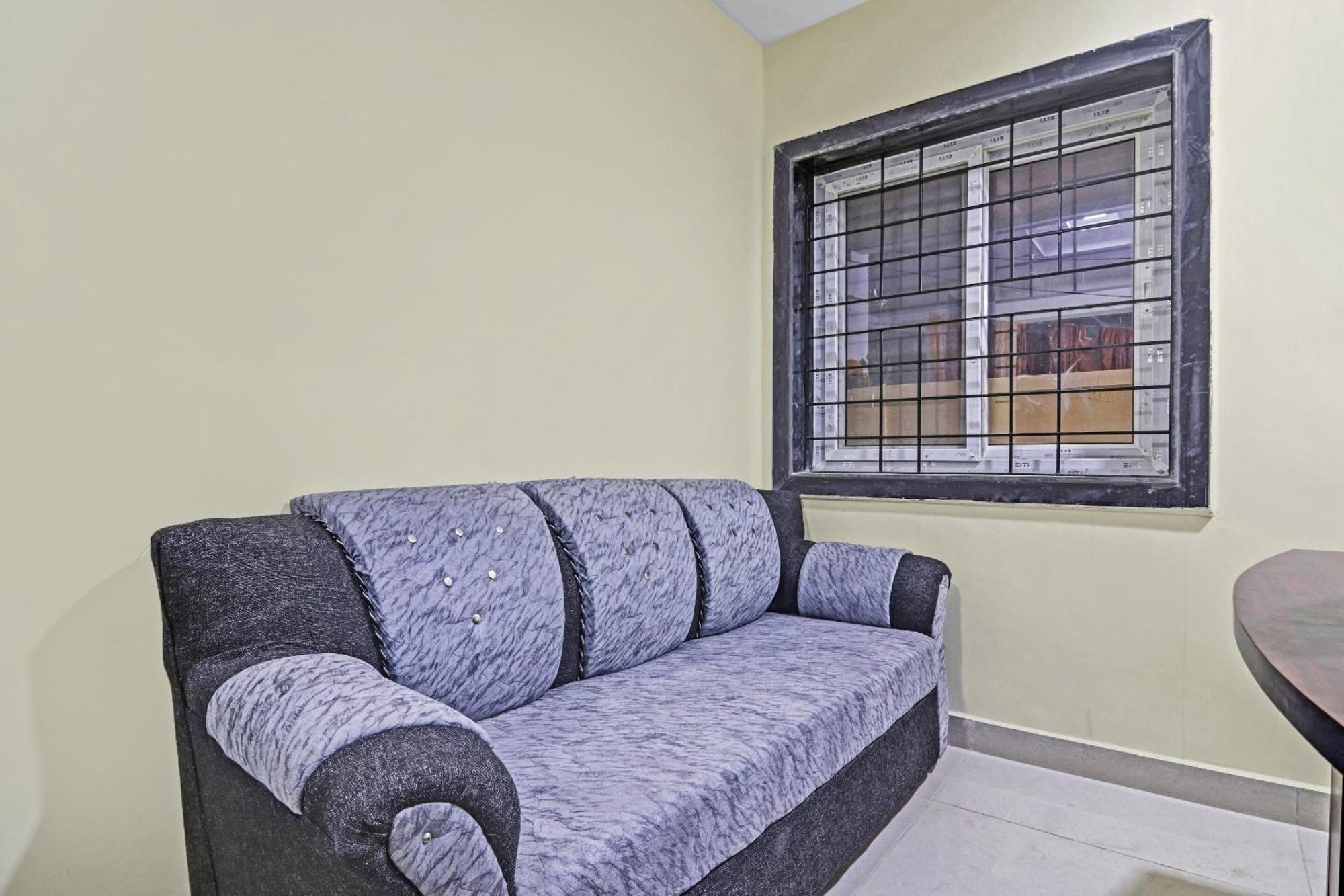 Hotel O Hanuma Residency Sururnagar Exterior photo