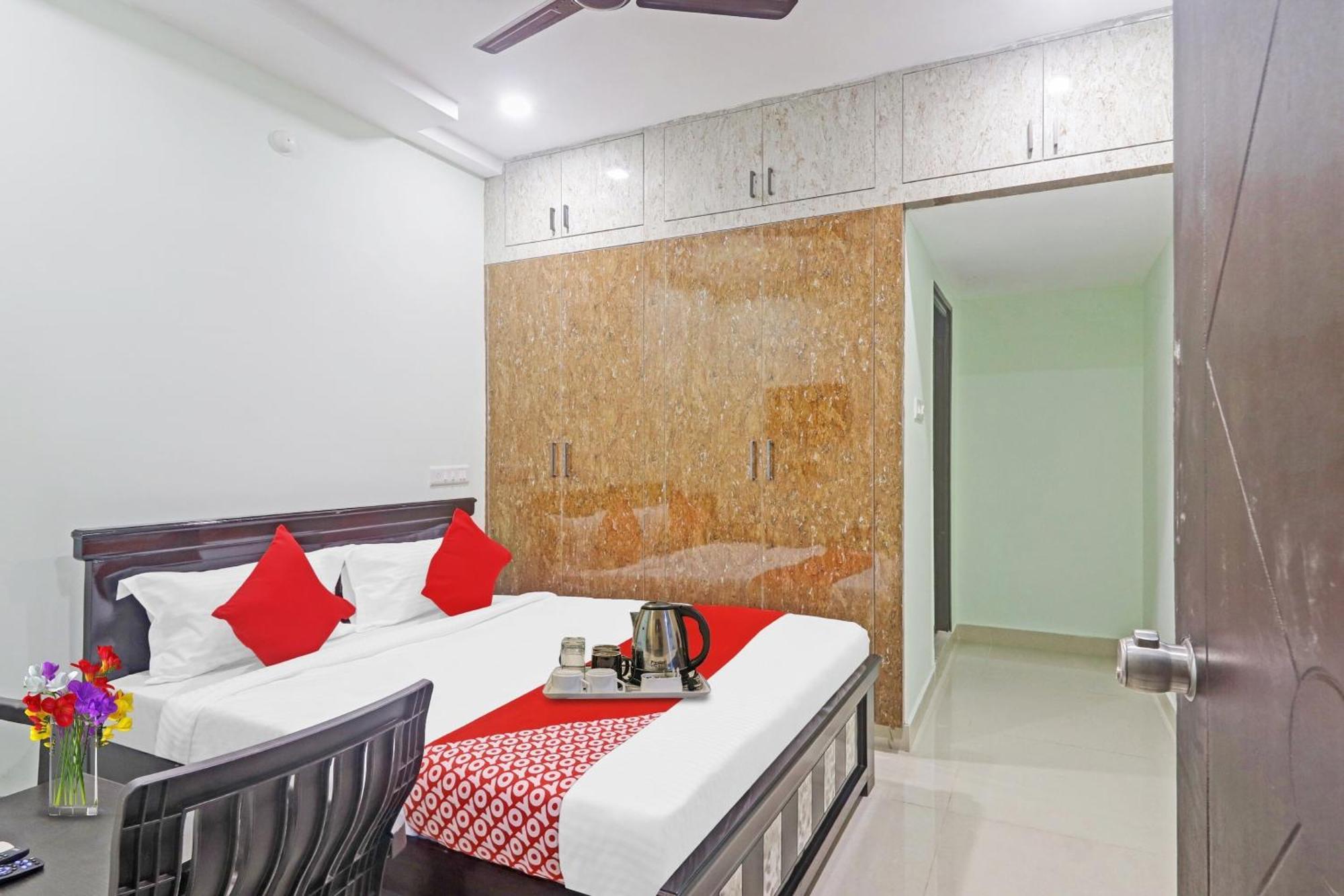 Hotel O Hanuma Residency Sururnagar Exterior photo