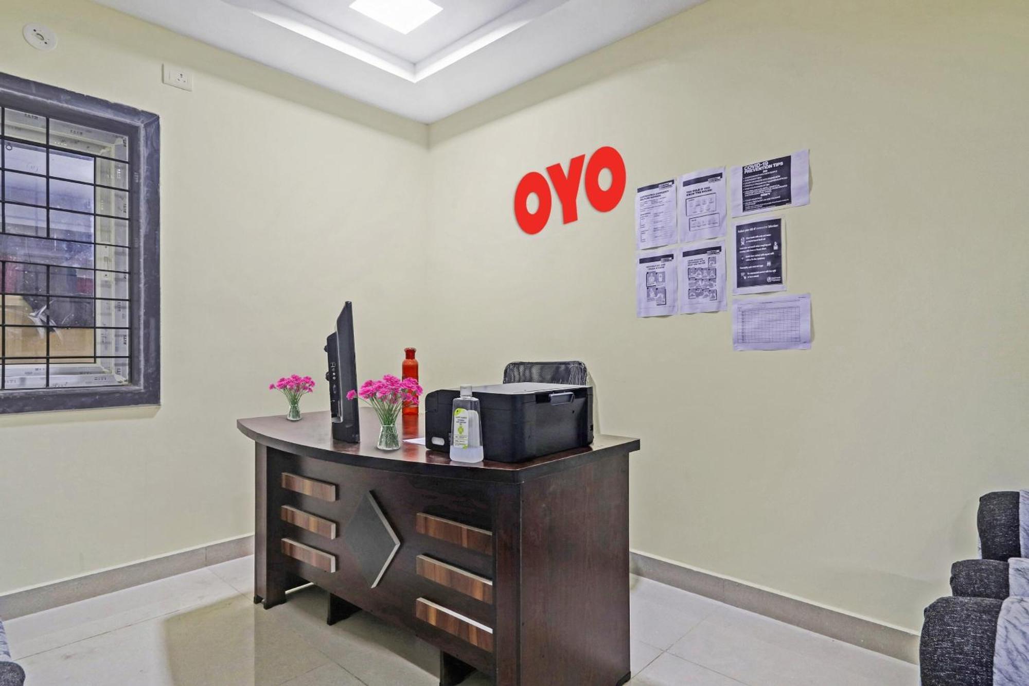 Hotel O Hanuma Residency Sururnagar Exterior photo
