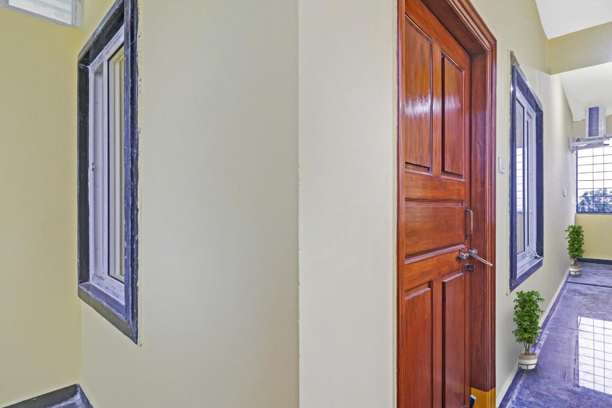 Hotel O Hanuma Residency Sururnagar Exterior photo